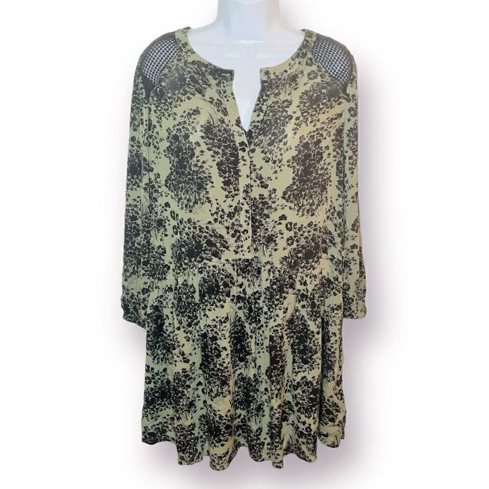 Hinge Long Sleeve Relaxed Floral Drop Waist Mesh Shoulder Dress Green Black S